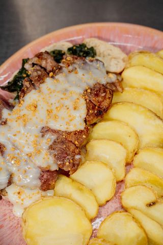 Bife da Vazia na Brasa com Queijo da Serra
