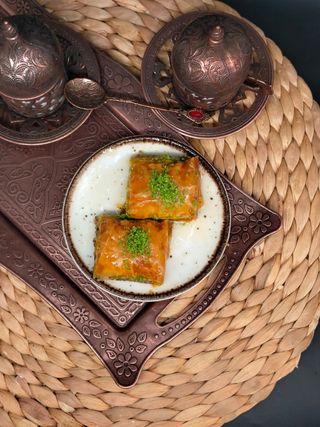 Пахлава квадратная с фисташками (2 шт.)