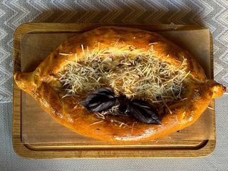 Хачапурі аль Карбонара (500г)
