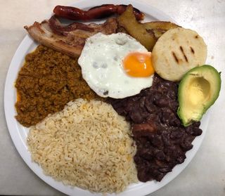 Bandeja Paisa