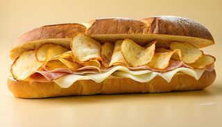 Panino con patatine