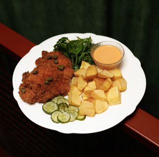 Шніцель з картоплею (400г)