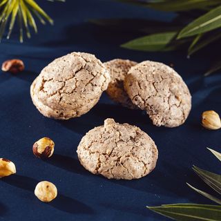 აჯიბადემი - თხილის ორცხობილა