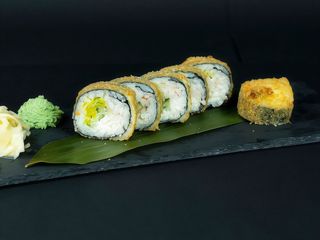 TEMPURA ROLL Z KREWETKĄ (230g)