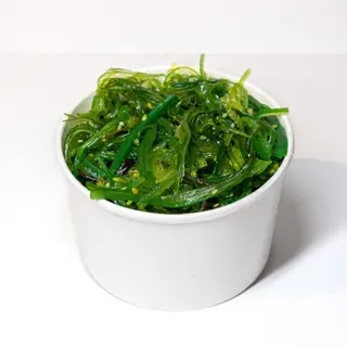 Ensalada de wakame pepino y sésamo