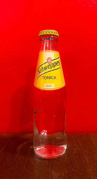 Schweppes tonic