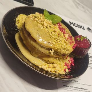 Pankejki pistacja malina