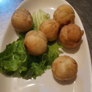 9. Polpette di riso glutinoso fritte 6 pezzi 炸汤圆