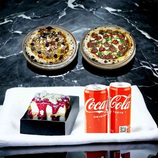 Combo: 2 Pizzas 2 Drinks 1 Dessert®