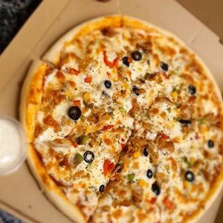 8. Pizza De Kebab (32 Cm.)