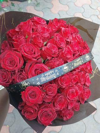 50 stems Roses 