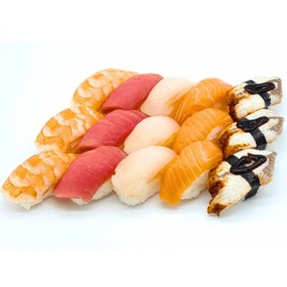 Суші сет (670г/15шт)