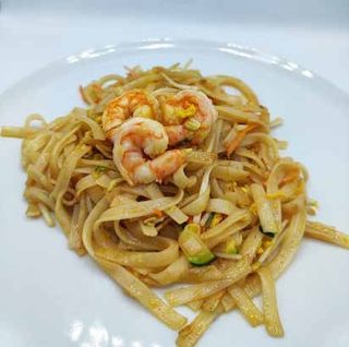 70 Tagliatelle thailandese con gamberi