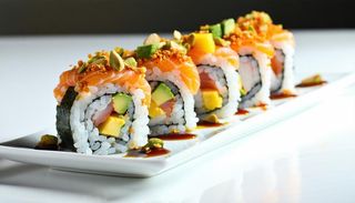 Uramaki tropical white