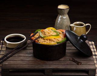 Ձվի լափշա բանջարեղենով