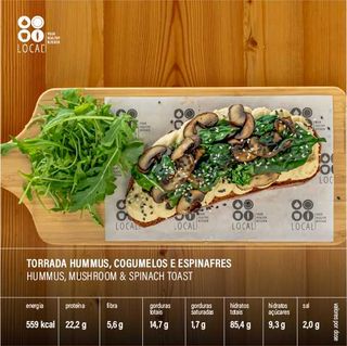 Torrada Hummus, Cogumelos e Espinafres