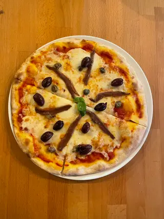 Pizza La Napolitana (30 Cm. Aprox.)