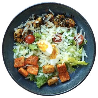 Cezar asiatic cu creveți (220 g)