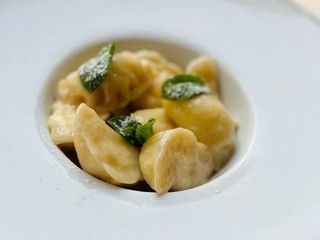 Вареники з сиром (200g)