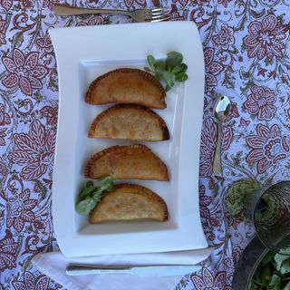 Empanadilla De Carne Picada Y Pisto (1 Ud.)