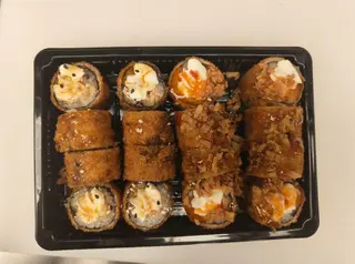 D16. Maki Frito Sushi