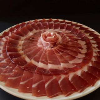 Plato De Jamón De Cebo Cortado 50% Raza Ibérica (90 G.)