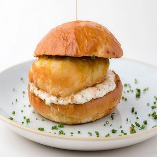 Brutal Hamburguesa De Bacalao