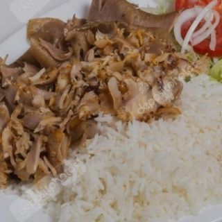Arroz Con Trozos De Pollo