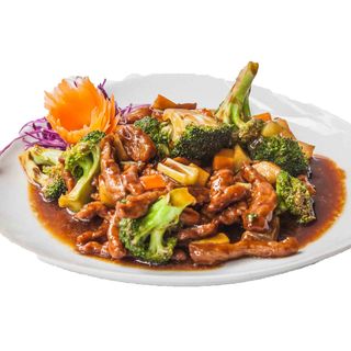 120-Телешко със зеленчуци (600г)