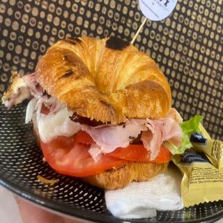 Croissant Mixto