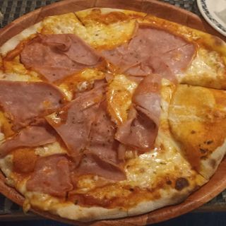Pizza de jamón