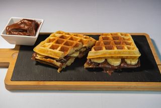 Waffle cu Nutella & banane