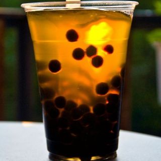 Чорний Чай з фруктовими кульками 350 мл