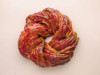 Калач різдвяний з фісташкою (420g)