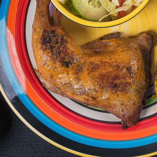 Pulpa de Pui cu os la Gratar  & Piure de Cartofi 