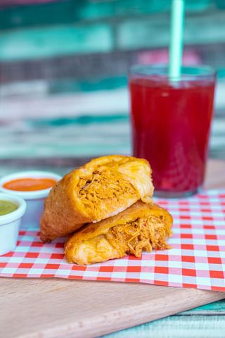 Empanada Golden Bleu