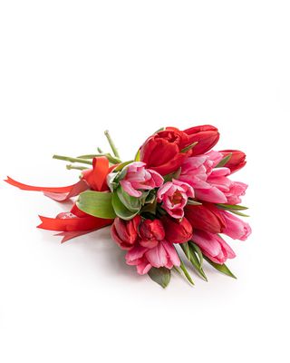 Buchet cu lalele roz şi roşii