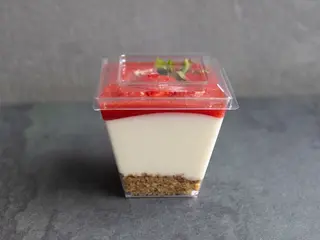 Полуничний трайфл без цукру (150g)