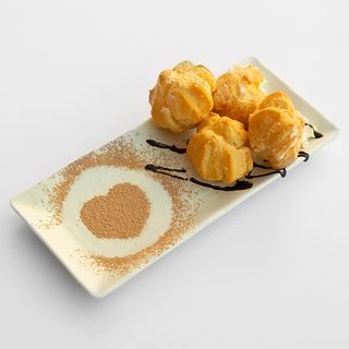 Profiteroles