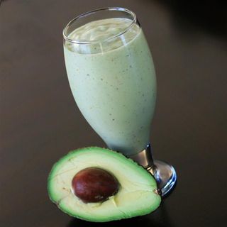 Milkshake Avocado con Nuts