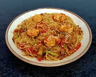 Локшина рисова з креветкою