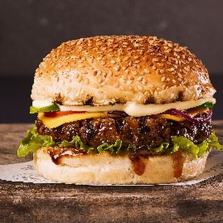 Бургер Телешки + Coca-Cola (330ml)