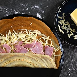 Палачинка с шунка и кашкавал (340г)