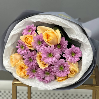 Букет "Сон хризантем и роз"