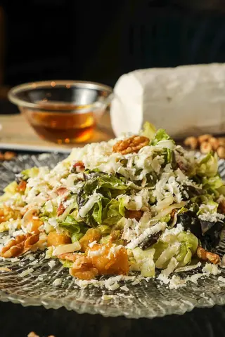 Ensalada Romana De Quesos De Cabra