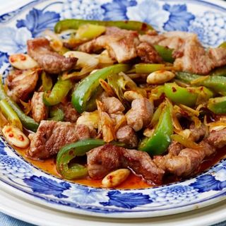 56. Ternera Con Salsa Picante