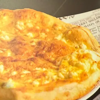 Хлебче с яйце и срене  (250г)