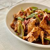 46) Maiale piccante con peperoni e peperoncini marinati in grappa