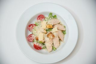 სალათი "ცეზარი "