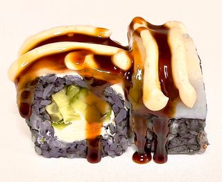 Філадельфія black сезам (220г)